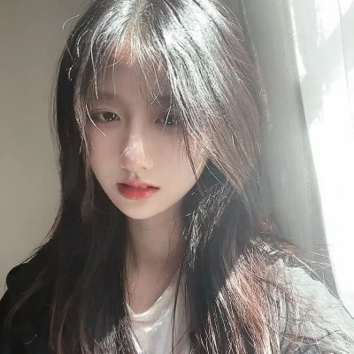 蒙娜丽莎与血月